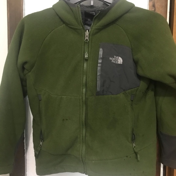 Is small - Picture 1 of 1